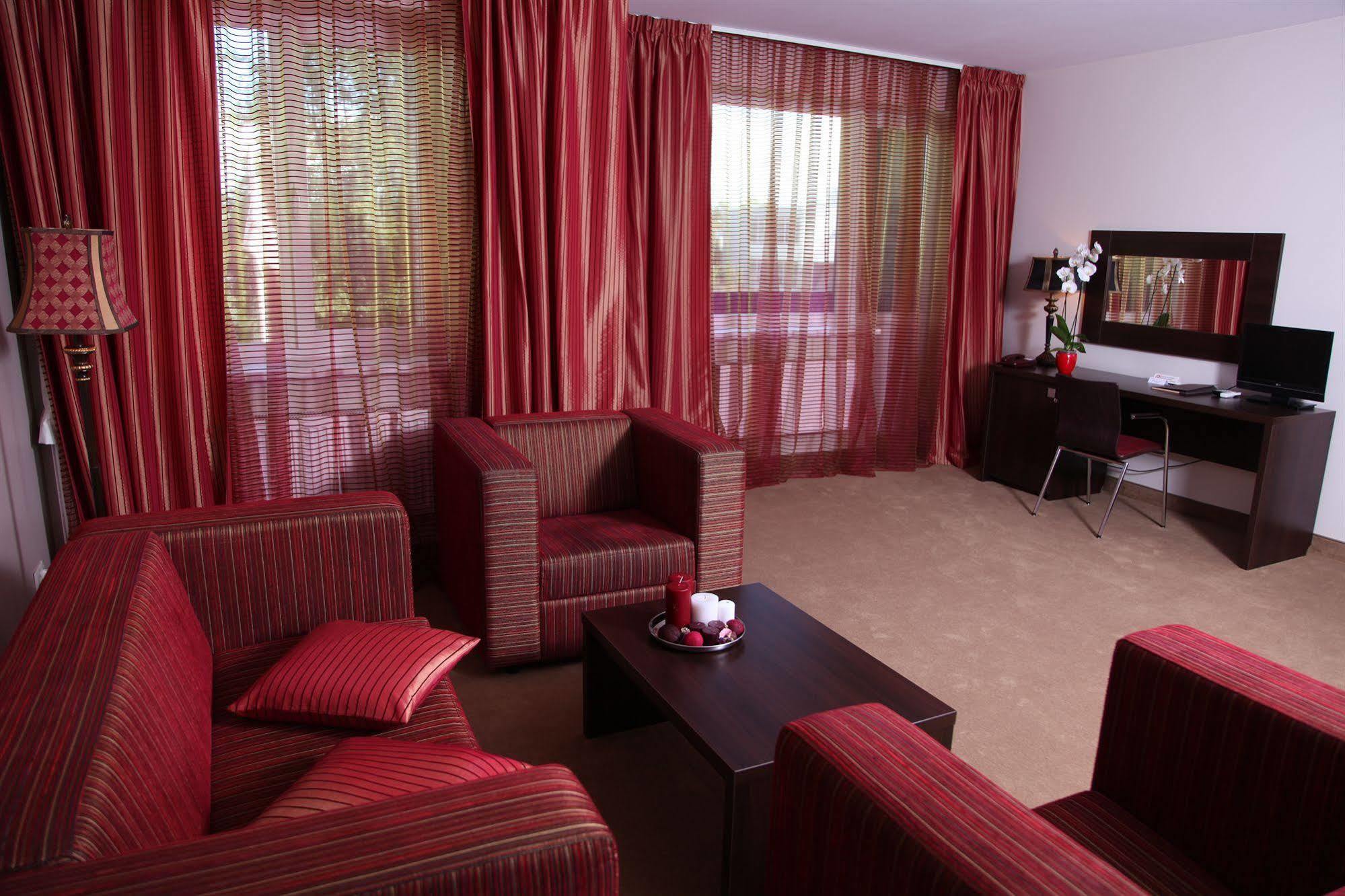 Rixwell Segevold Hotel Sigulda Exteriör bild
